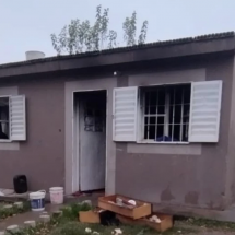 Incendio en Villa Retiro: Bomberos rescatan a un hombre tras el fuego en su vivienda