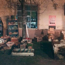 Bomberos combatieron intenso fuego en comercio de Cerrito: pérdidas materiales importantes