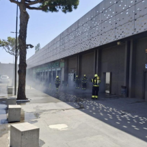 Evacuado el Carrefour de Jerez Sur por un incendio