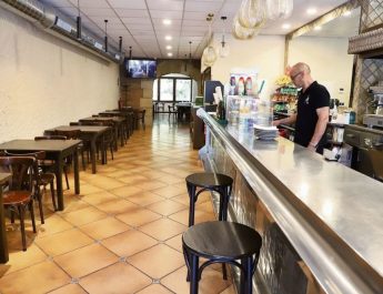 L’Isard de Juneda: Tres generaciones que renacen tras un incendio y vuelven a la esencia