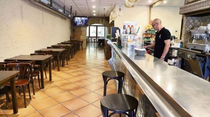 L’Isard de Juneda: Tres generaciones que renacen tras un incendio y vuelven a la esencia