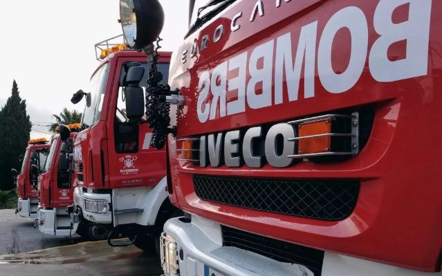 Sofocan incendio en almacén de productos de lavandería en Ibiza