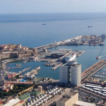 La explanada Nordeste II del puerto de Melilla acogerá dos modernas naves