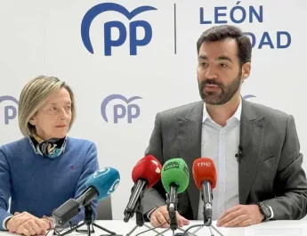 denuncia sobre la gestión de los centros educativos