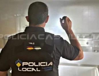 Incendio en un centro de mayores de Castilleja: la cocina, totalmente calcinada por las llamas