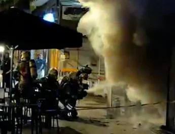 Incendio en un bar de Amara provoca gran alarma y reabre el debate sobre la seguridad en cocinas industriales