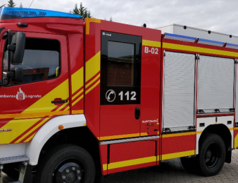 CEIS controla incendio en nave de Huércanos sin causar daños personales