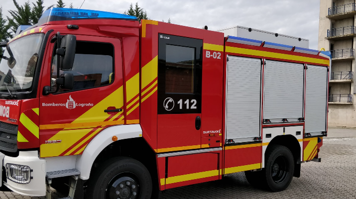 CEIS controla incendio en nave de Huércanos sin causar daños personales