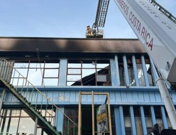 Incendio en San José: hotel con permisos al día reaviva el debate sobre la seguridad y prevención