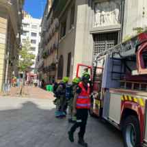Gran susto en el centro: un incendio en la cocina obliga a evacuar el Asador Pasiego