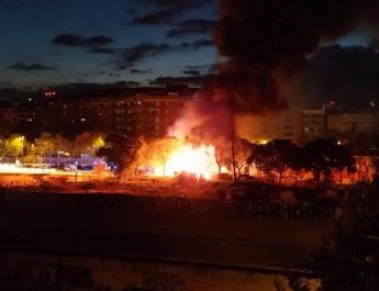 Incendio en el asentamiento de Bac de Roda: análisis completo y prevención efectiva