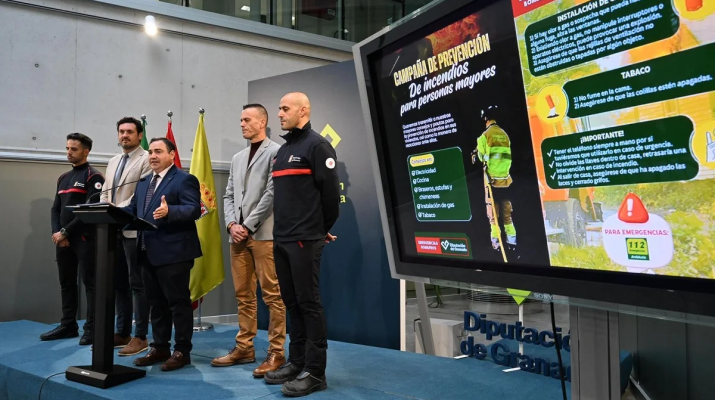 Consejos y talleres para prevenir incendios en el hogar para personas mayores. Iniciativas que fortalecen la seguridad doméstica de las personas mayores.