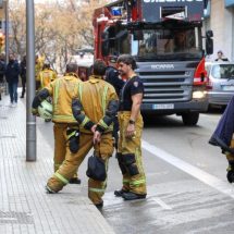 Última hora: Declarado un aparatoso incendio en el barrio de Es Fortí. Un suceso que activó todos los protocolos de emergencia.
