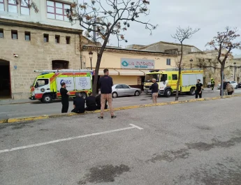 Incendio de un bar en el Puerto Santa María. Resumen detallado del incidente ocurrido en la Avenida de la Bajamar.