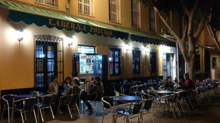 Requisitos para abrir un bar en Almería. Guía completa, normativa vigente y pasos clave para una apertura legal y rentable.