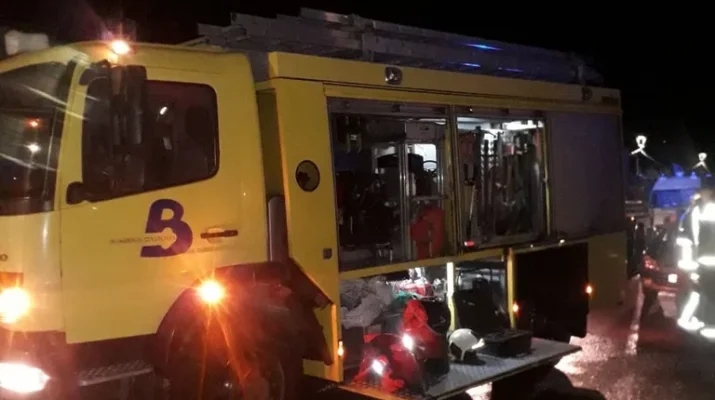 Incendio nocturno en Vegadeo: una llamada de atención sobre la seguridad en el hogar. Un suceso ocurrido de madrugada que vuelve a poner el foco en la prevención doméstica.