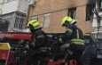 Incendio en cocina de piso en Sevilla deja dos heridos